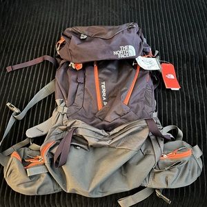 North-face W Terra 55 Backpack